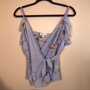 Monteau periwinkle/light blue wrap top